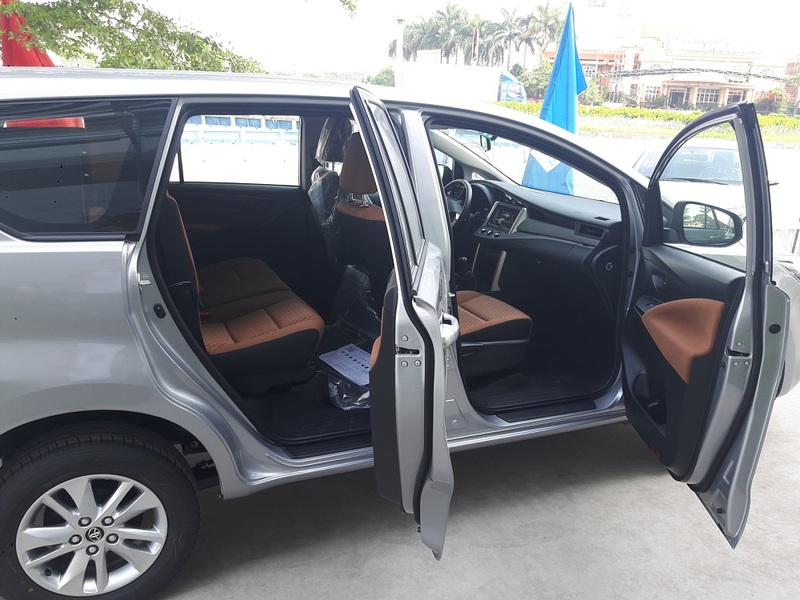 thuê xe Innova - hình 6 thuê xe Innova - hình 6